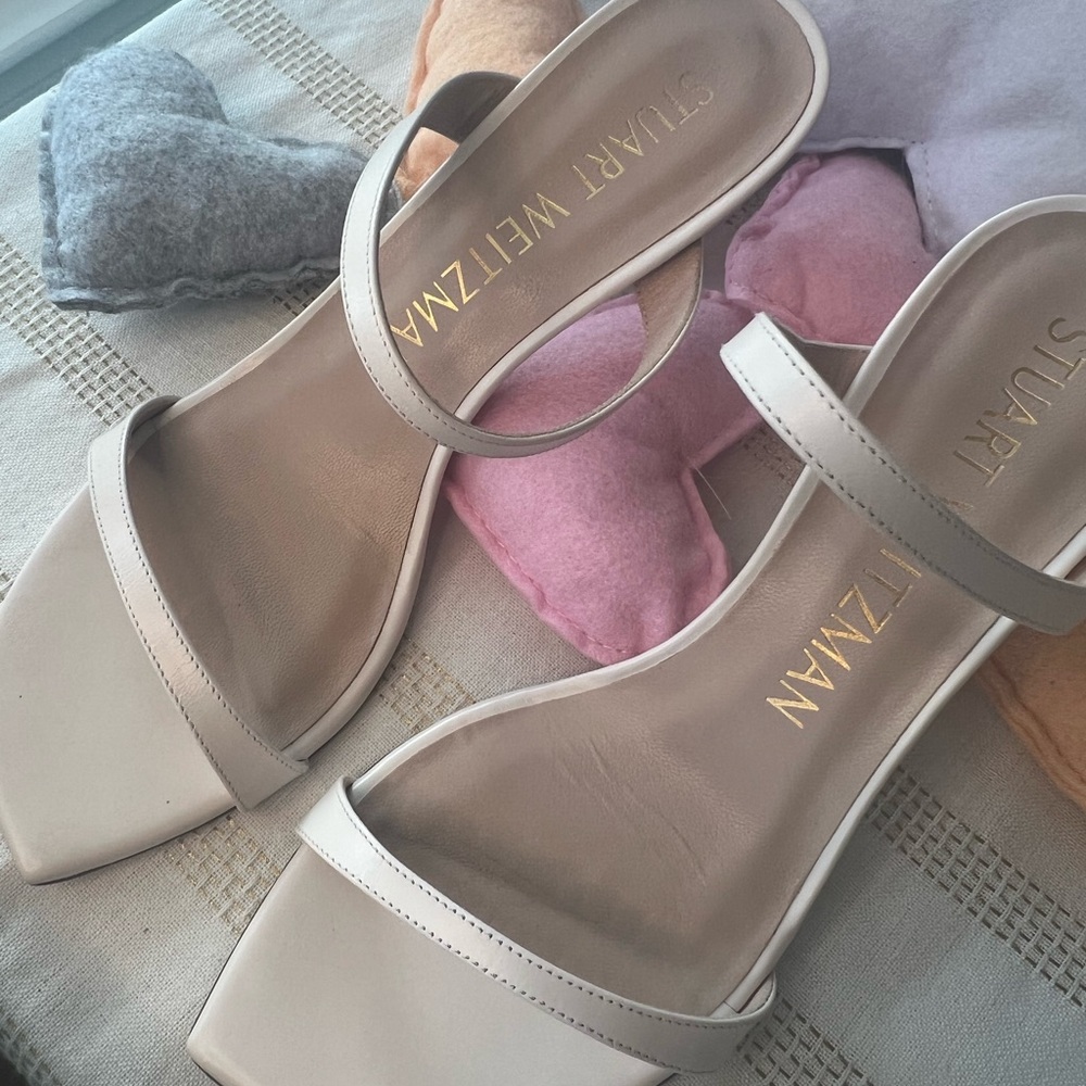Stuart Weitzman Nude Women's Sandals